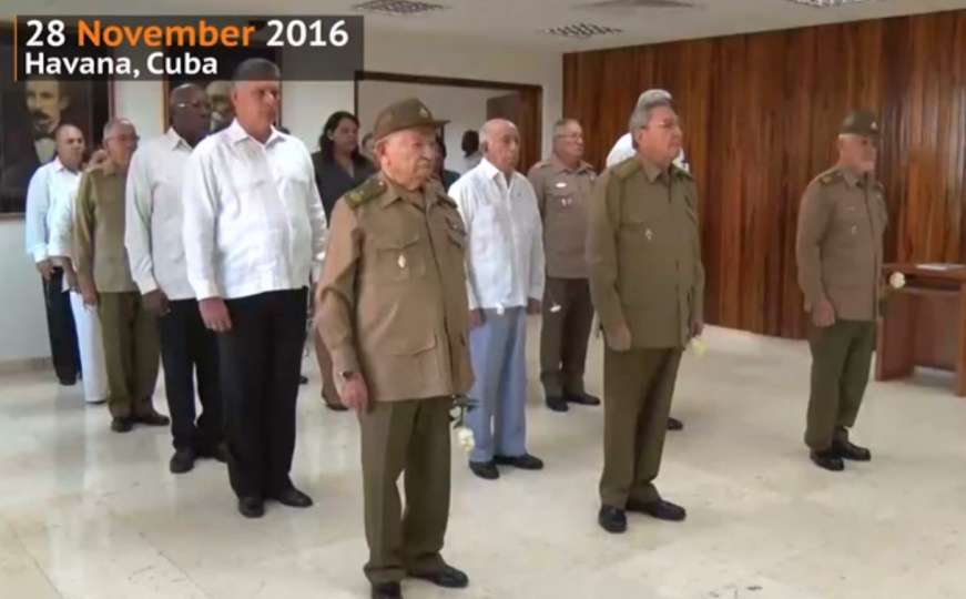 Predsjednik i vodeći zvaničnici Kube odali počast Fidelu Castru