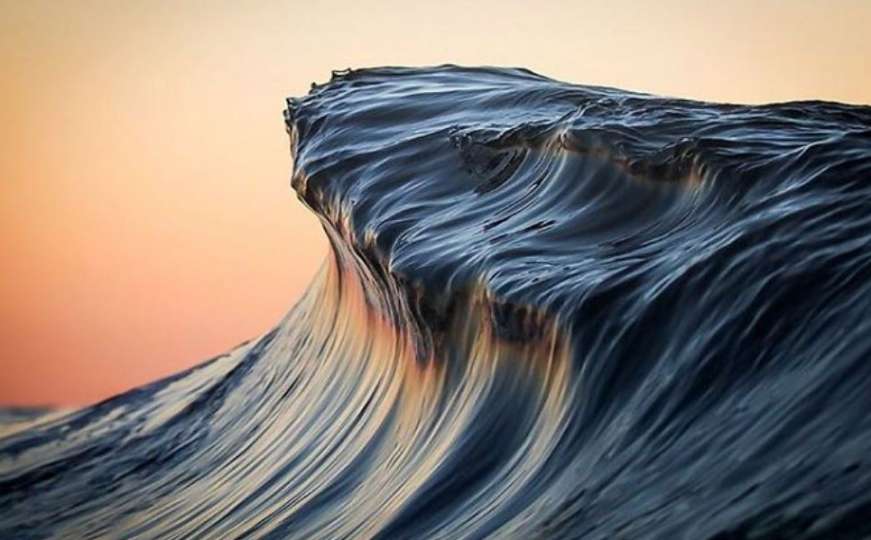 Zaplovite nestvarno moćnim okeanskim valovima