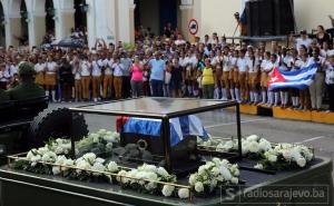 Urna sa Castrovim pepelom krenula od Havane do mjesta gdje je preuzeo vlast