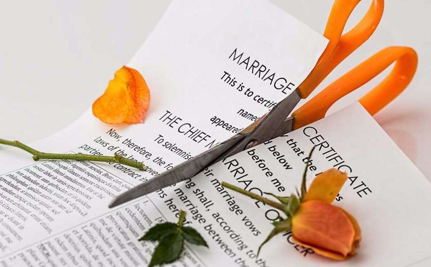 Četiri od deset brakova u Holandiji završe razvodom