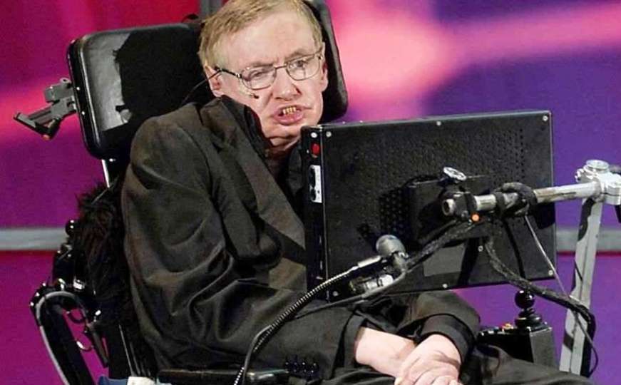Stephen Hawking završio u Rimu u bolnici 