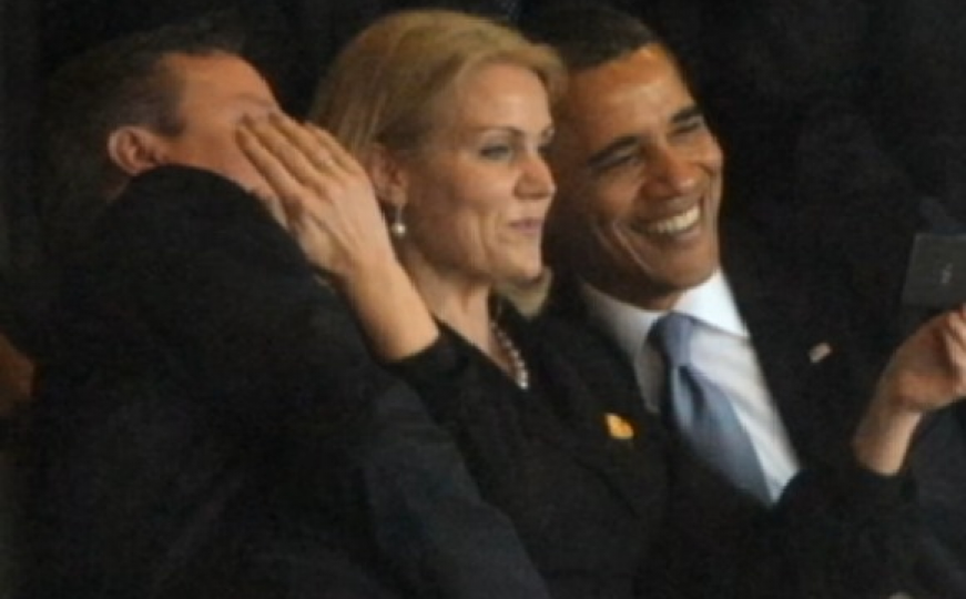 Obamu ćemo pamtiti po selfieju s jednog sprovoda