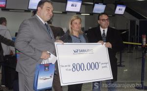 Sarajevski aerodrom ispratio i nagradio 800 000. putnicu