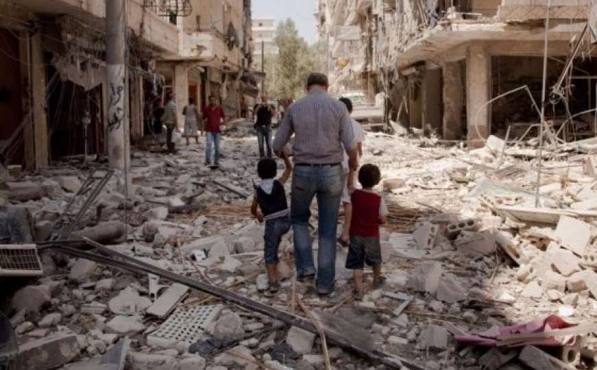 Istočni dio Alepa napustilo 80.000 ljudi