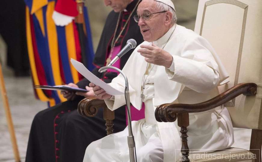 Papa Franjo: Ljudi koji uživaju u skandalima su ljubitelji izmeta