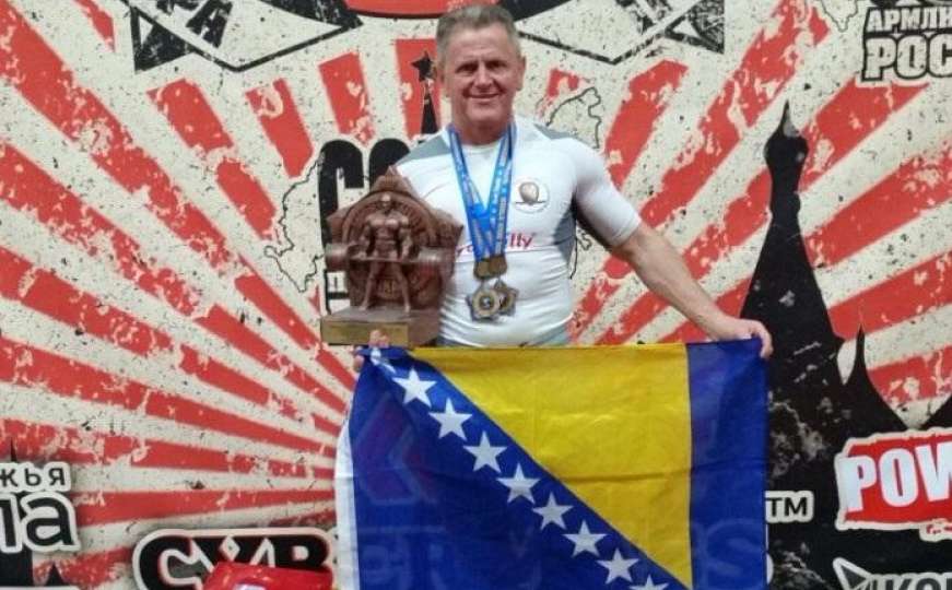 Sejfo Šehović je apsolutni prvak svijeta: Sa svoja 72 kilograma podigao 230