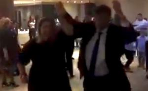 Kad šef delegacije EU u BiH zaigra uz „narodnjake“