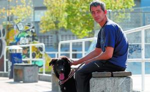 Beskućnik je spasio od manijaka, a ona mu kupila najbolji poklon