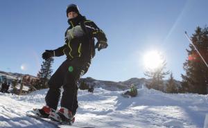 Vodimo vas na Jahorinu: Od grudvanja do skijanja