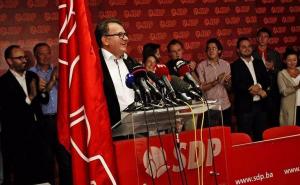  SDP postavio pet pitanja za SDA i Bakira Izetbegovića