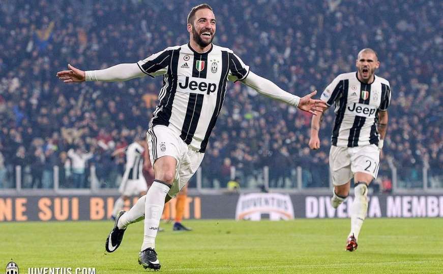 Juventus - Roma: Higuain zabio za 1:0, Džeko dobio žuti karton