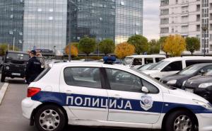 Užas: Polugola žena pronađena mrtva na njivi