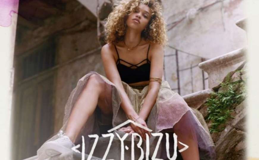 Izzy Bizu - Talking To You