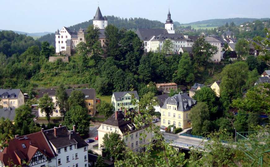 Njemačko selo poziva mlade bračne parove s djecom da dosele