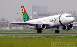 Predali se otmičari: Okončana talačka kriza u avionu