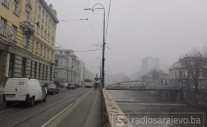 Vrijeme danas: Oblačno, maglovito s kišom ili snijegom