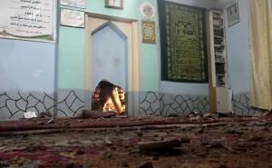 U bombaškom napadu na džamiju šestero ranjenih 