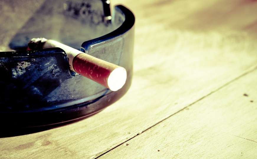Podiže se dobna granica za zabranu pušenja 