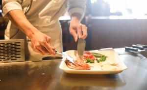 Riječ kuhara: Koju hranu bi trebalo izbjegavati u restoranima?