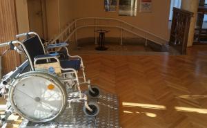 Centar za kulturu Zavidovići dobio lift za osobe s invaliditetom