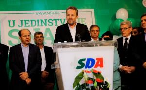 Izetbegović ima poruku za predsjednika Srbije povodom proslave Dana RS-a
