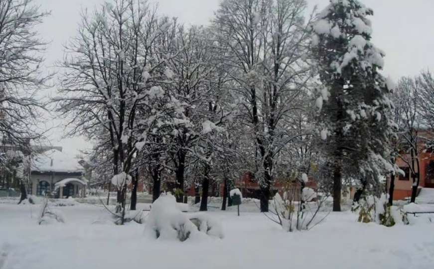 Bh. općina u kojoj se ne čiste putevi, a mogli bi ostati i bez rasvjete, vode...