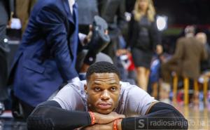 Westbrook pogodio sudiju loptom u glavu i "zaradio" tehničku grešku 