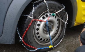 Najjednostavniji način: Evo kako postaviti lance na gume vašeg ljubimca