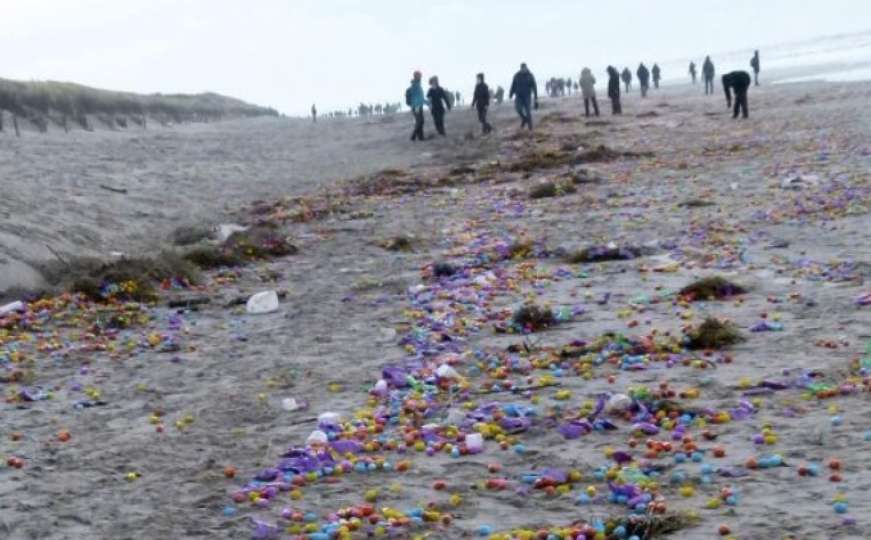 More na obalu izbacilo desetke hiljada Kinder jaja i Star Wars figurica