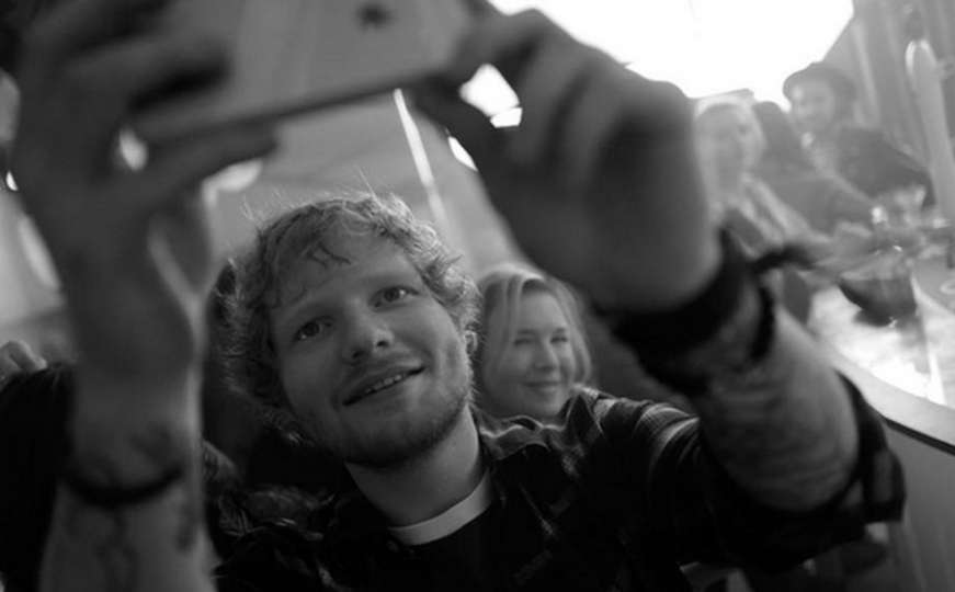 Nakon skoro dvije godine Ed Sheeran danas objavio dvije pjesme