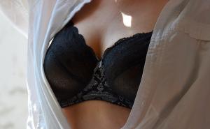 Niste ni slutili: Šta oblik grudnjaka otkriva o ženi?