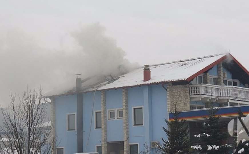 Vatrogasci gasili četiri požara - gorjeli restoran, stambeni objekt...