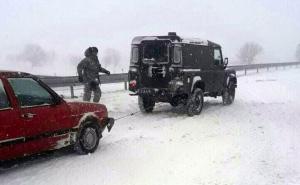 Vanredno stanje u 13 općina, led zarobio brodove na Dunavu