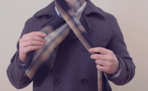 10 načina kako muškarci mogu nositi šal, a izgledati odlično