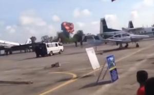 Uznemirujuće: Pogledajte rušenje Saab 39 Gripena na aeromitingu (VIDEO)