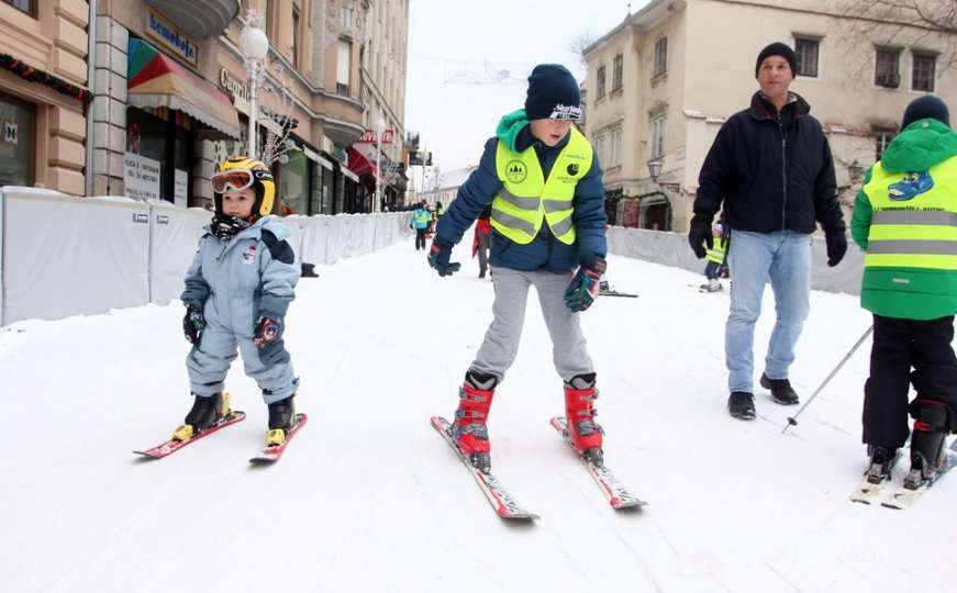 Zagreb: Skijalište u centru grada oduševljava mališane