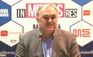 Priglavke za Trumpa, spavaćica za Melaniju: Pokloni delegacije RS-a za predsjednika