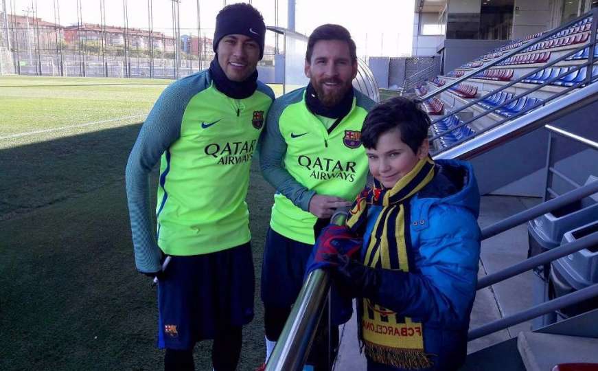 Fudbaleri Barcelone ugostili dječaka iz BiH oboljelog od leukemije