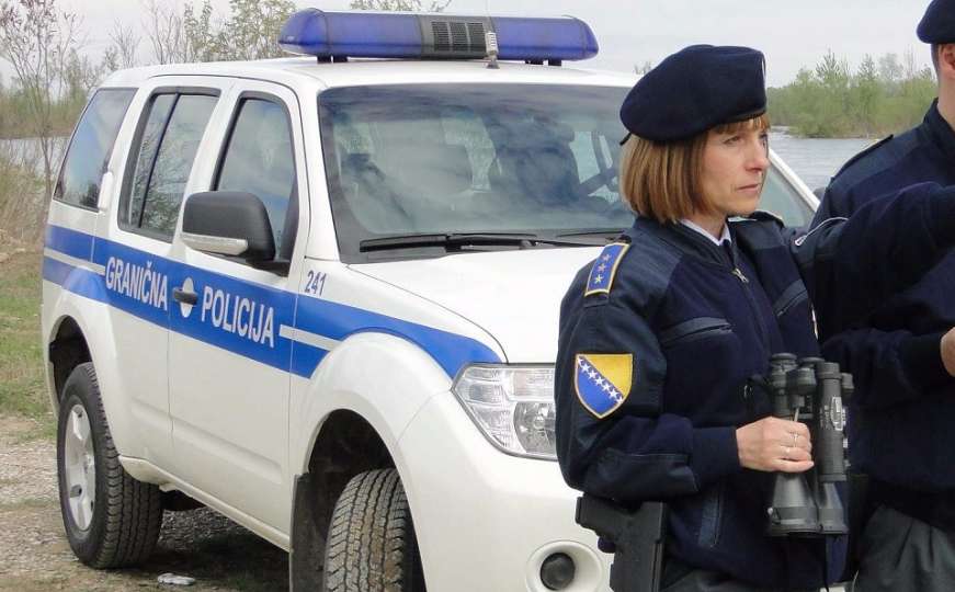 Granični prijelaz kod Trebinja: Od državljanina Srbije oduzet puškomitraljez