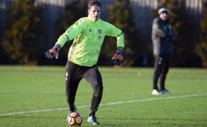 Conte: Stigla ponuda za Begovića, ali želio bih da ostane na Stamford Bridgeu