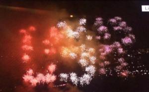 Vadite votku: Trumpov vatromet umjesto 'USA' ispisao 'USR'