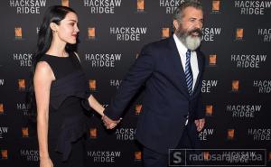 Deveto pa muško: Mel Gibson ponovo postao otac