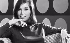 Napustila nas je još jedna zvijezda: Zbogom, Mary Tyler Moore!