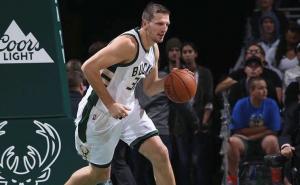 Teletović meč završio sa 10 poena i tri asistencije: Bucksi poraženi od 76ersa