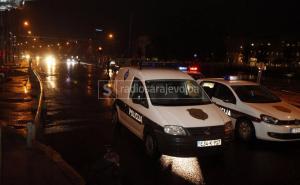 U sudaru taksija i automobila povrijeđene dvije osobe