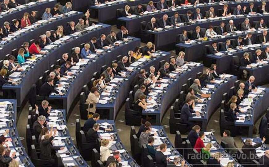 Izglasan prijedlog rezolucije o BiH, osuđen referendum u RS-u