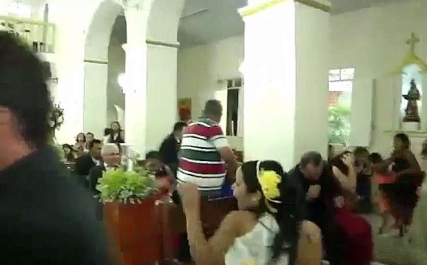 Krvavo vjenčanje: Mirno ušetao u crkvu i počeo pucati 