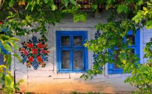 Zar ovakvo nešto postoji: Selo u kojem je sve u znaku cvijeća