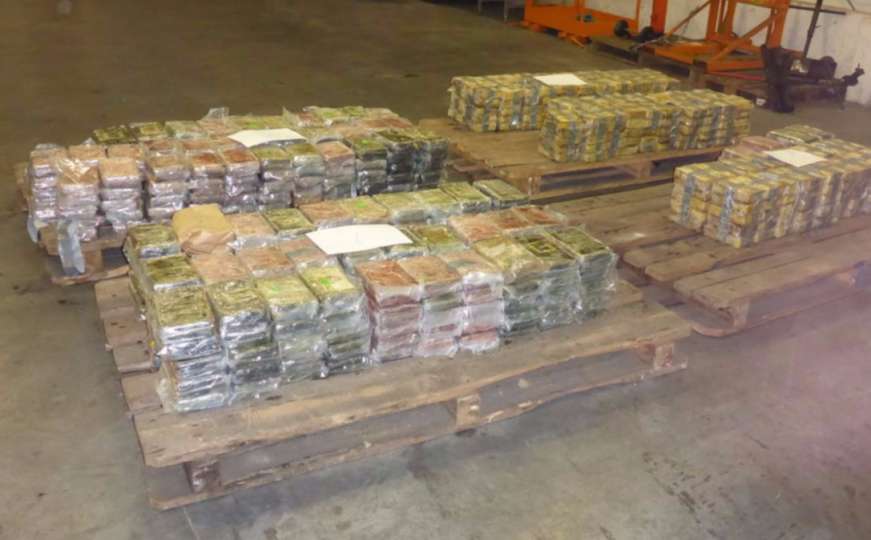 Carinici zaplijenili 717 kilograma kokaina: Ulična vrijednost 145 miliona eura
