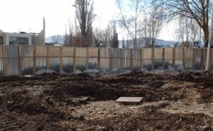 K. Mitrovica: Uklonjen potporni zid, od utorka se gradi nova konstrukcija